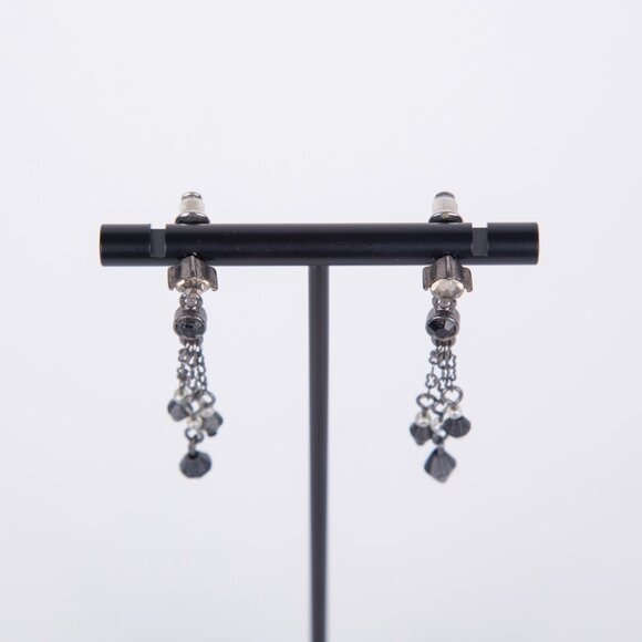 VINTAGE 1980's ART DECO 1940's STYLE RHINESTONE AND BLACK BEAD DROP EARRINGS - Picture 4 of 9